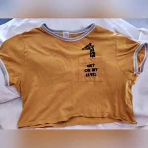 Cute and comfy cropped t shirt